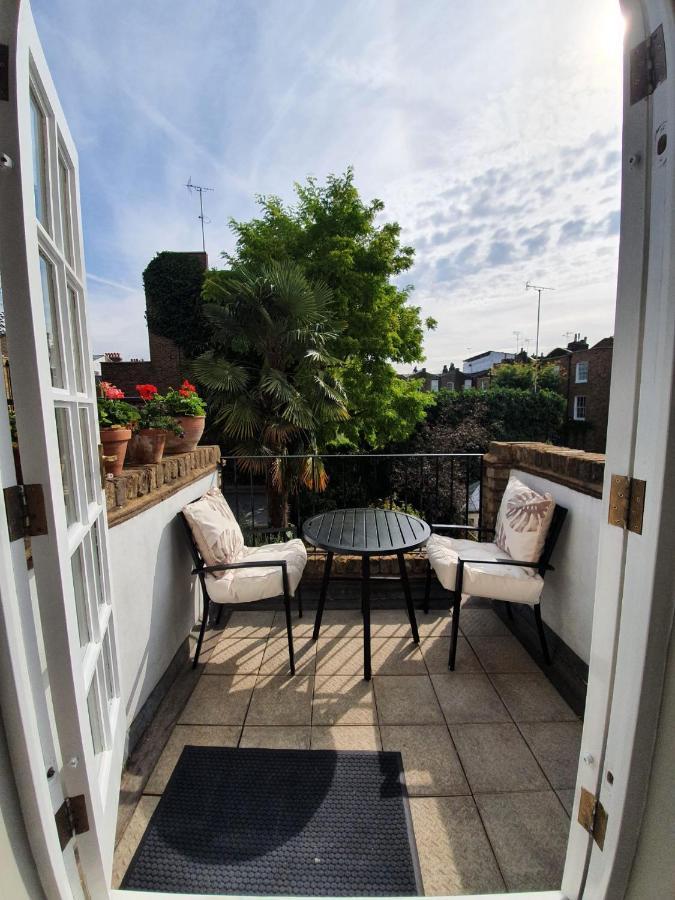 Lovely Large 1 Bed Renovated Flat W Balcony & 600Mb Wifi Londres Extérieur photo