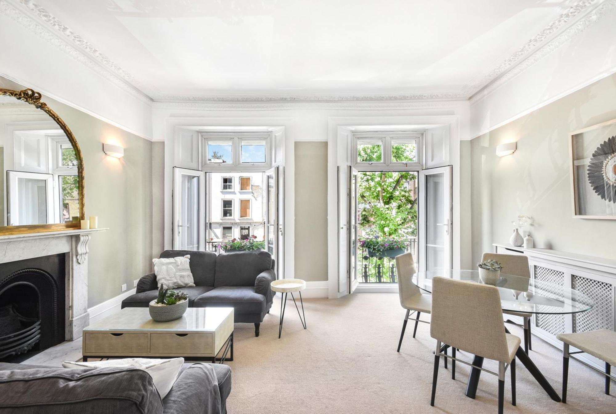 Lovely Large 1 Bed Renovated Flat W Balcony & 600Mb Wifi Londres Extérieur photo